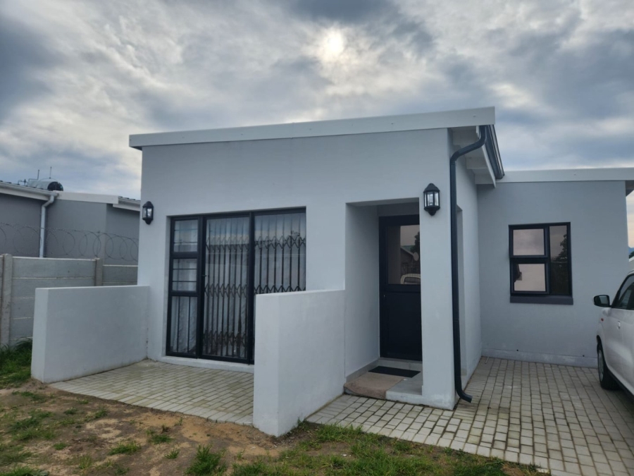 2 Bedroom Property for Sale in Pacaltsdorp Western Cape
